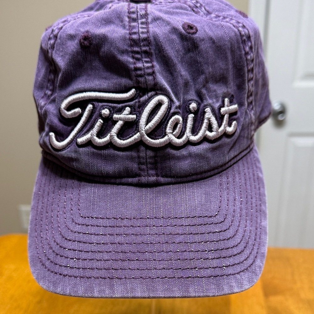 Titleist Cap in Rich Purple